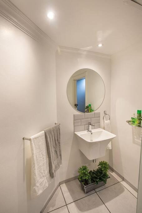 Ferienwohnung 2 Sleeper Stylish Sanctuary Durban Exterior foto
